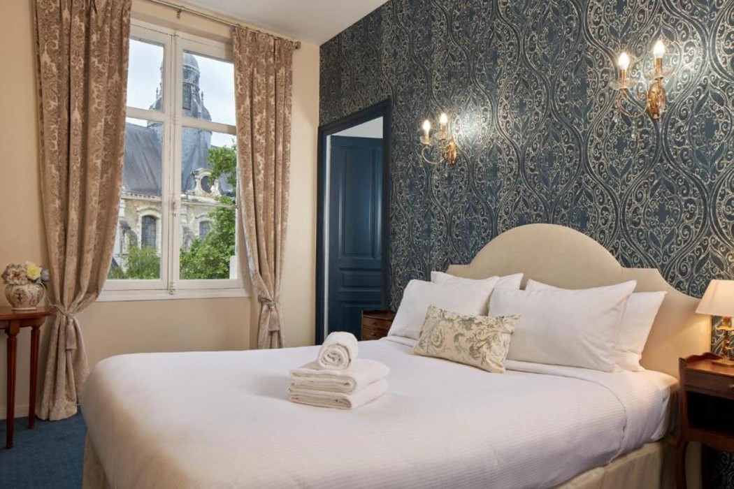 Hotel France Et De Guise 13/60