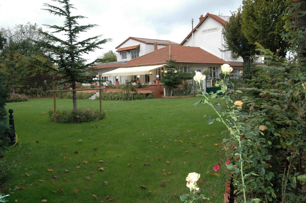 Hôtel Restaurant Maison Blanche 19/58