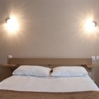 Hotel Des Pyrenees 21/37