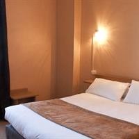 Hotel Des Pyrenees 22/37