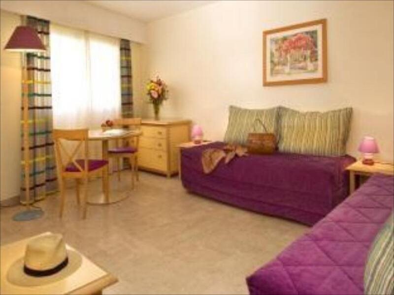 MOB Hotel Cannes 15/37