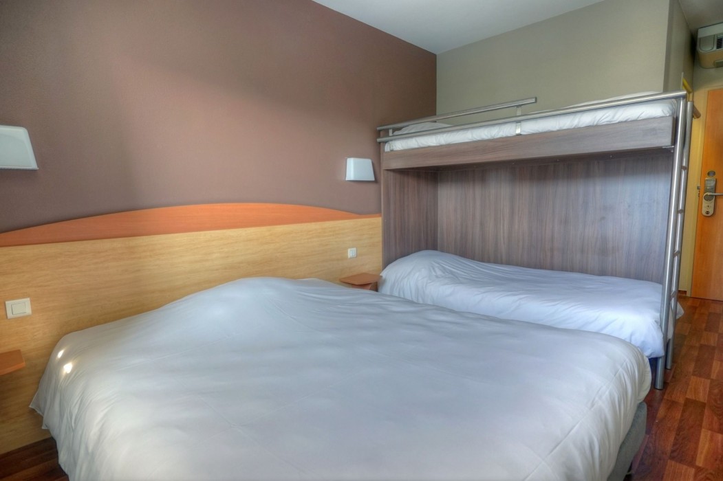 B&B Hotel Saint Etienne Monthieu 29/55