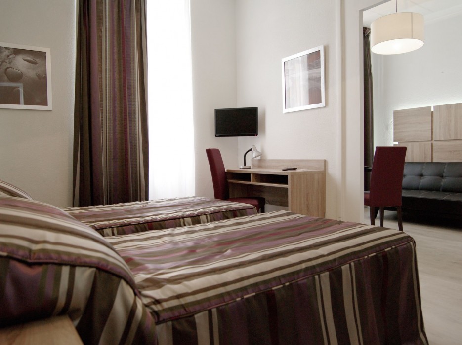 Hotel Jeanne D'arc 14/50