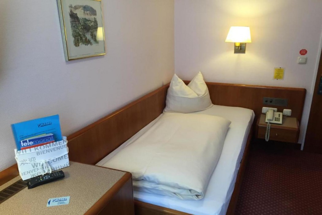 Hotel Carmen 3/13