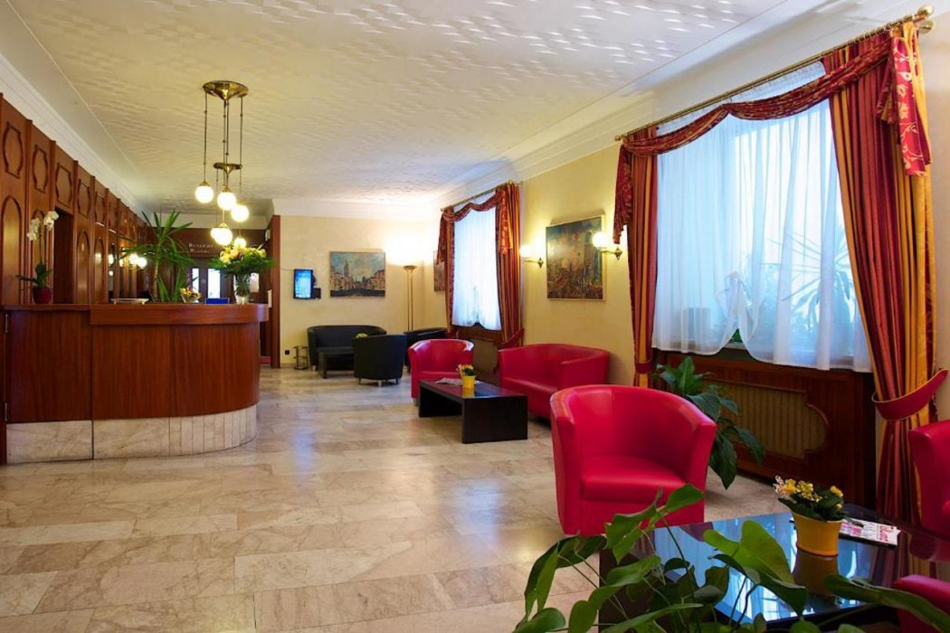 Hotel Carmen 1/13