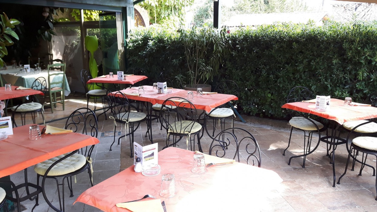 Auberge Les Arômes 16/45