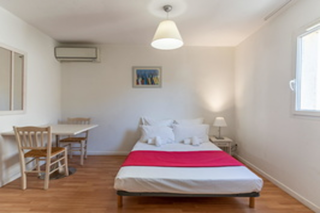 Residence L Ile D Or 8/74
