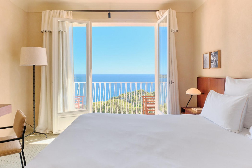 Room at Hotel Le Provencal, HYERES