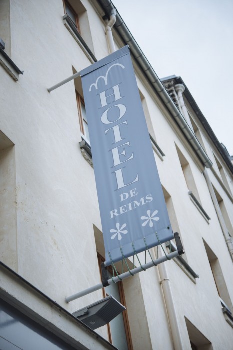 Hotel De Reims 29/91