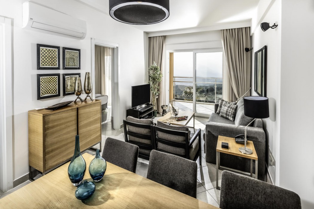 Unique Hotel & Residence 12/44