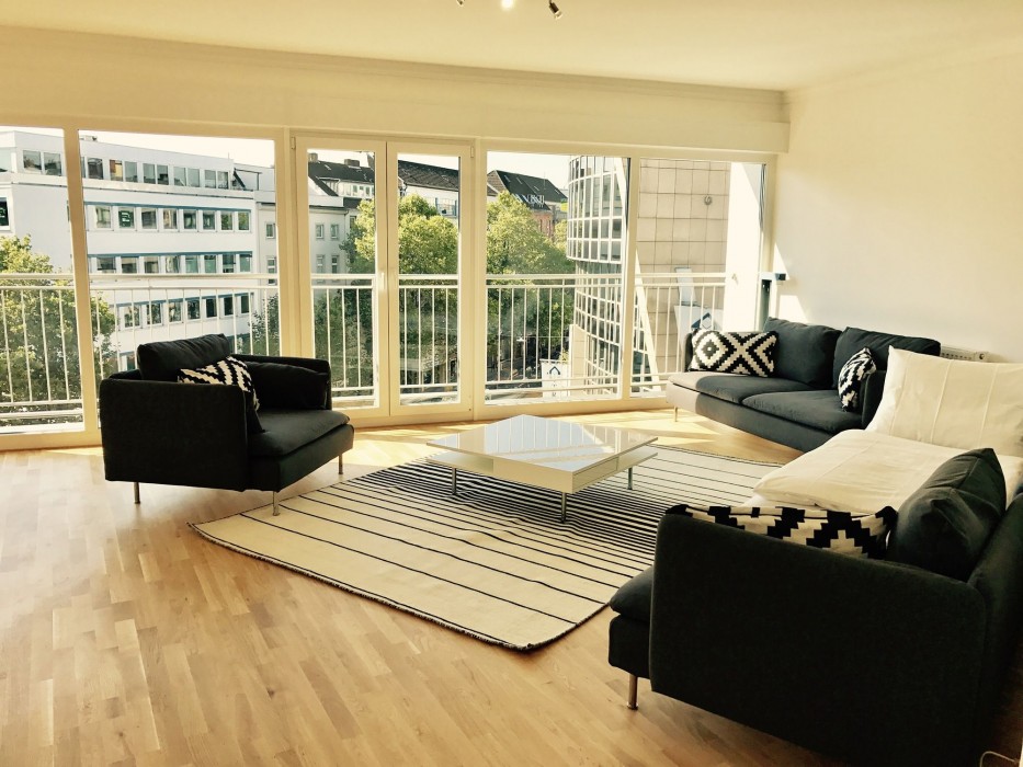 Graf-Adolf Apartments 24/69