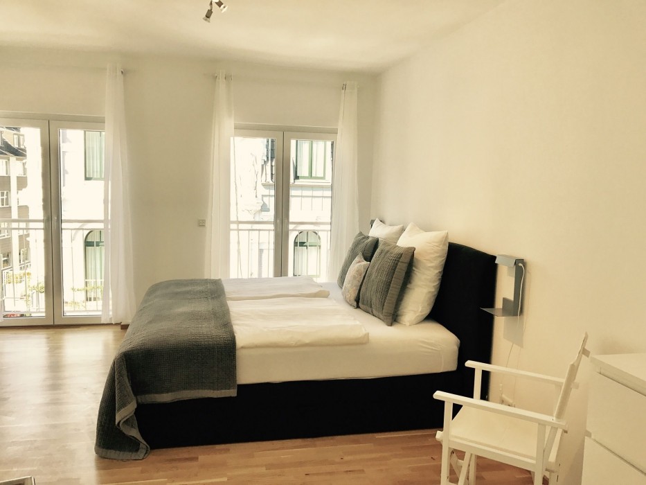 Graf-Adolf Apartments 15/69