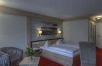 Königshof Hotel Resort 28/71