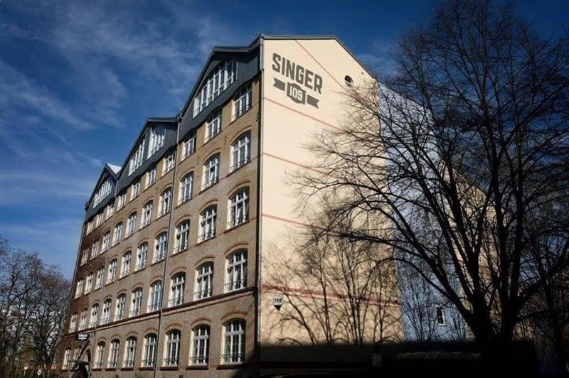 Singer109 Hotel Hostel 36/48
