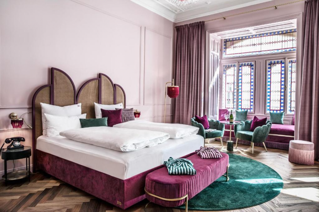 Hotel Josefine 6/14