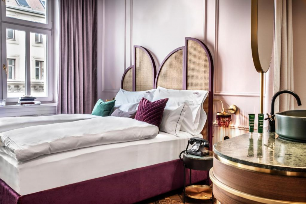 Hotel Josefine 8/14