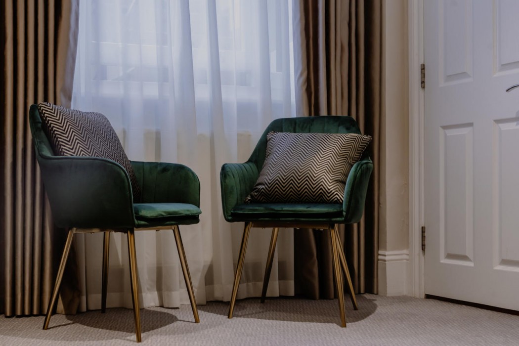 London House Hotel 26/75