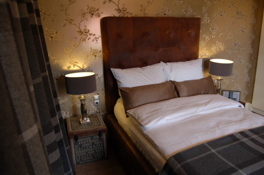 Georges Hotel 12/33