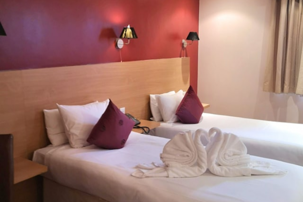 OYO Luton Hotel 8/15