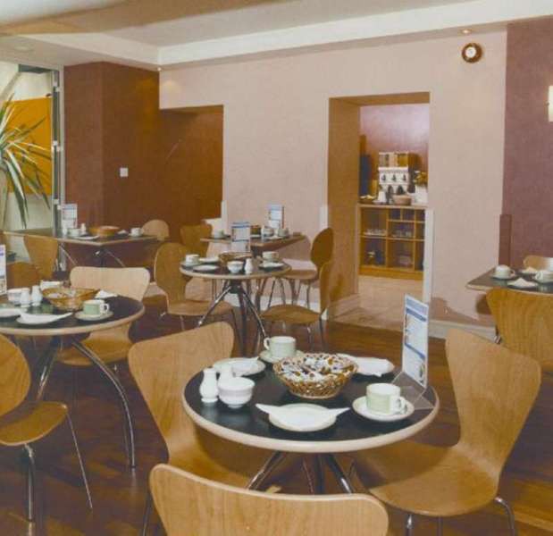 Reem Hotel 28/65