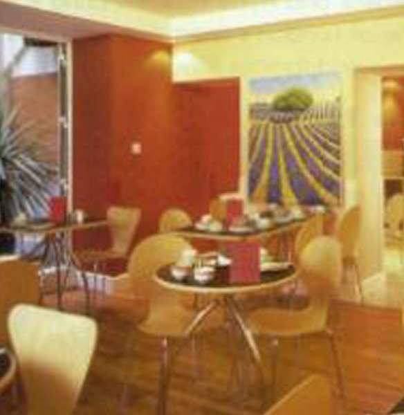 Reem Hotel 29/65