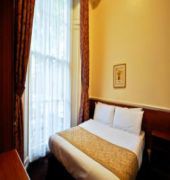 Reem Hotel 15/65