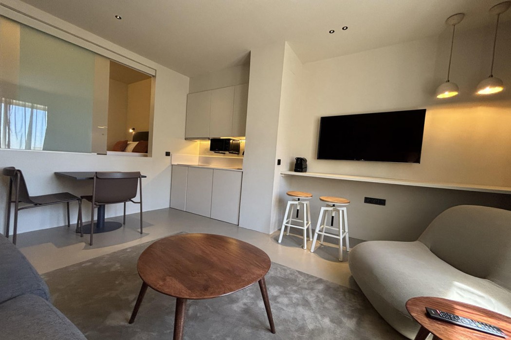 Senator Barcelona Apartments 12/66