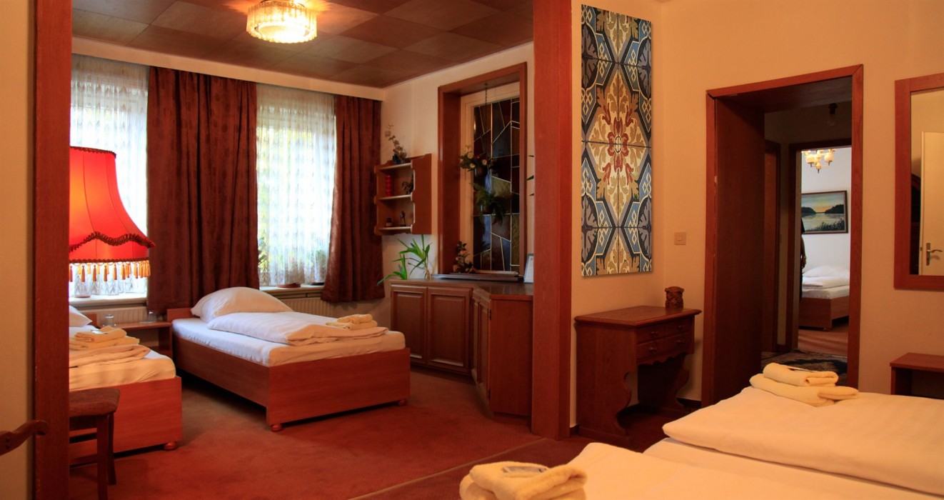 Hotel Wilhelmsburger Hof 32/44