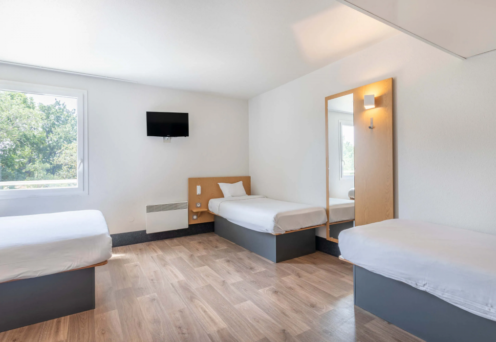 B&B HOTEL Marseille Aeroport Saint-Victoret 6/13