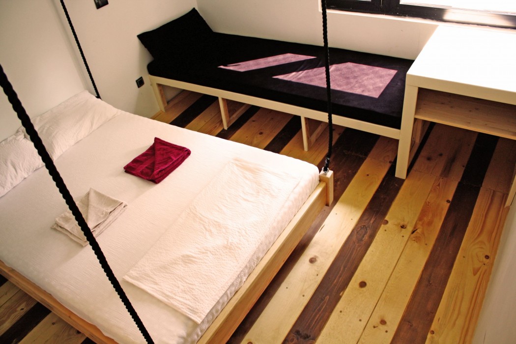 Arkabarka Floating Hostel And Apartments 19/83