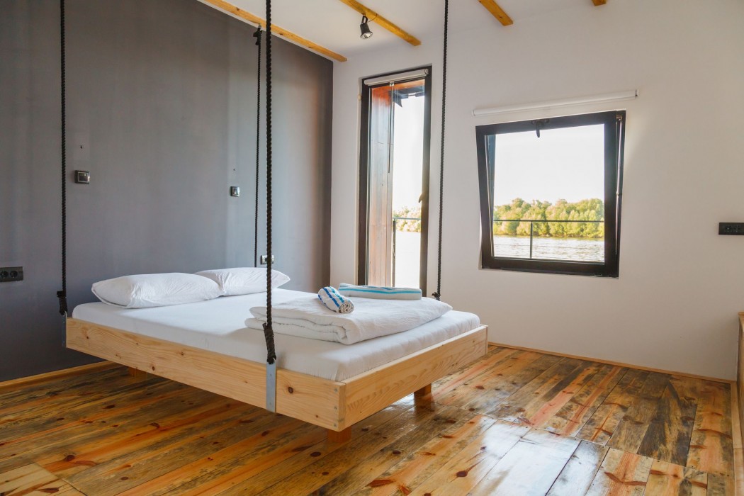 Arkabarka Floating Hostel And Apartments 24/83