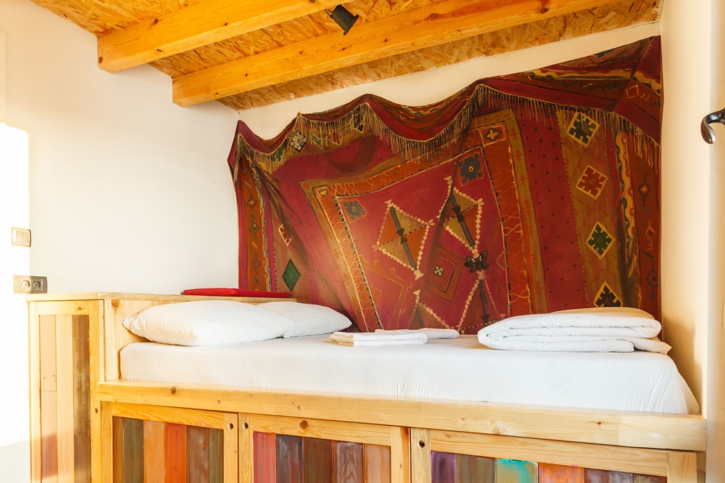 Arkabarka Floating Hostel And Apartments 37/83