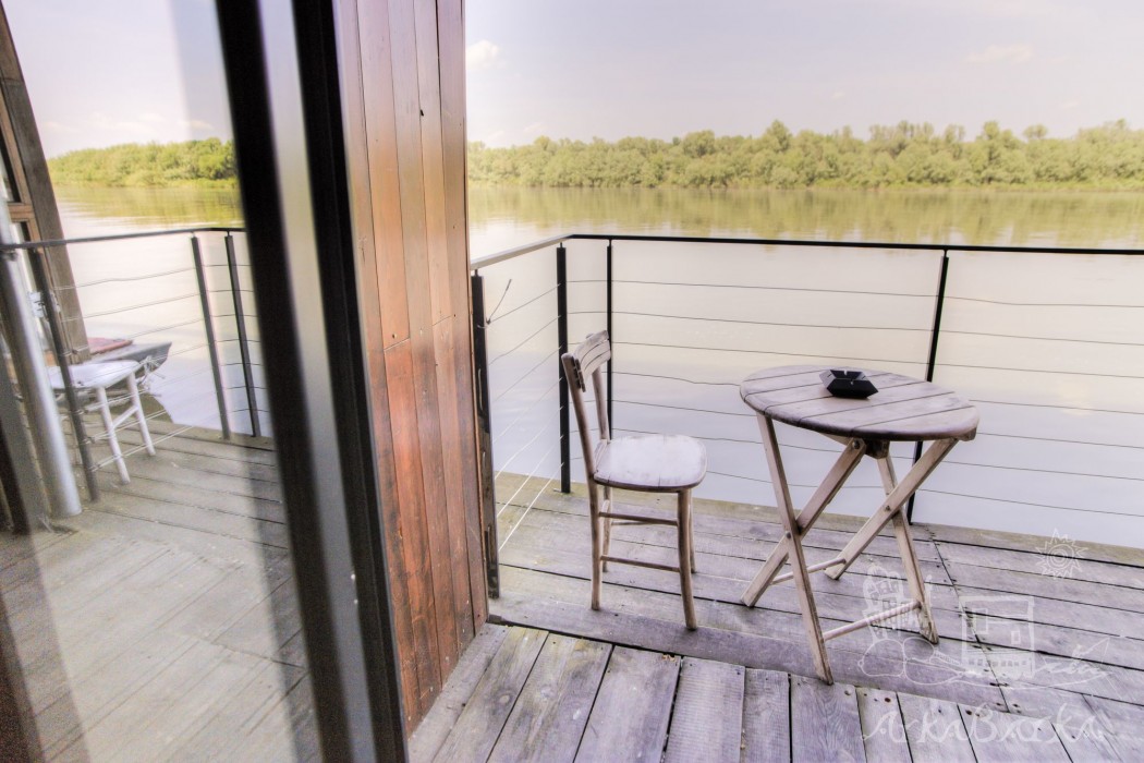Arkabarka Floating Hostel And Apartments 40/83