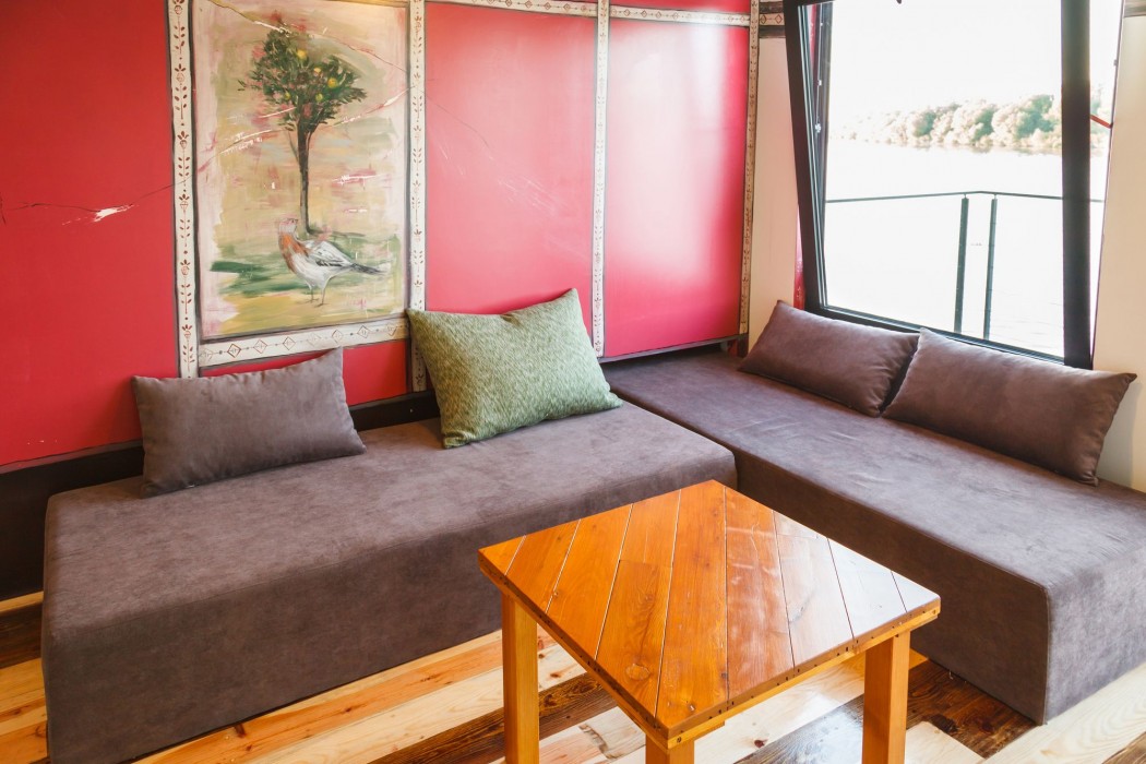 Arkabarka Floating Hostel And Apartments 44/83