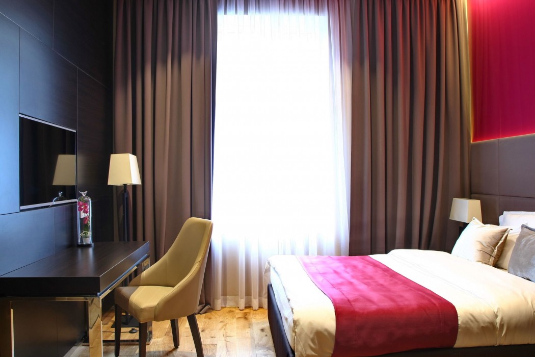 Maccani Luxury Suites 49/85