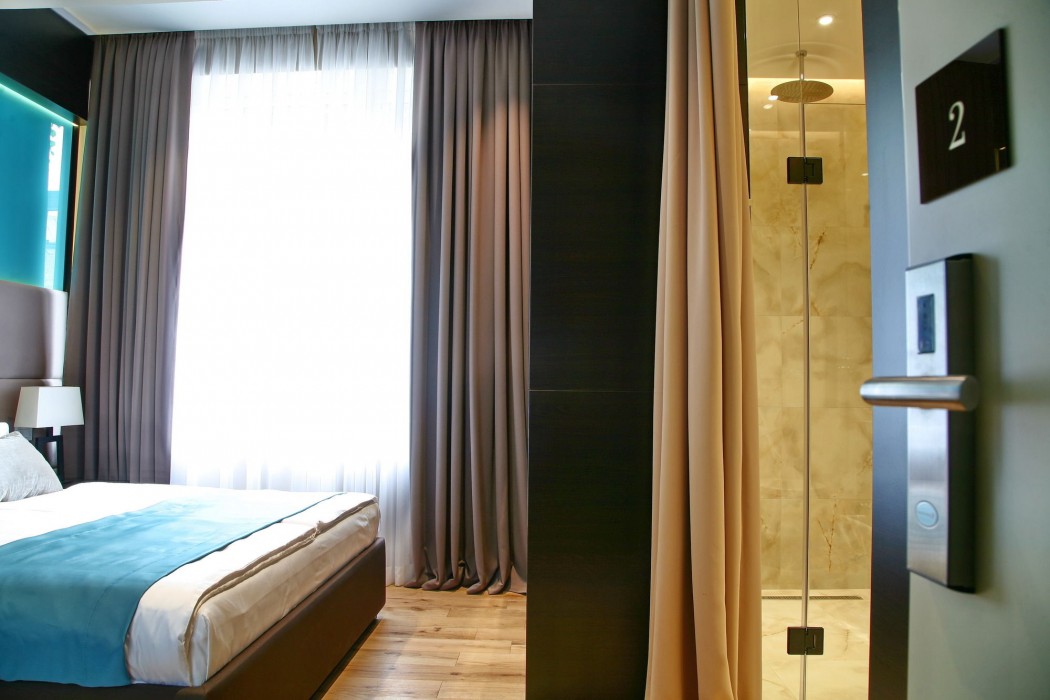 Maccani Luxury Suites 70/85