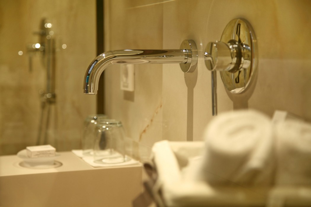 Maccani Luxury Suites 67/85