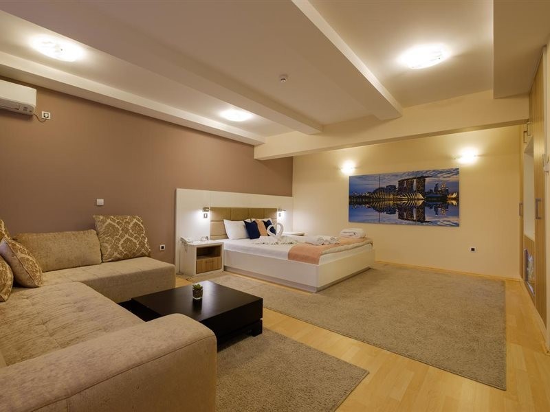 Airport Garni Hotel Belgrade 22/58