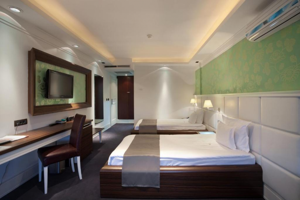 Room at Garni Hotel Crystal Kraljevo, KRALJEVO