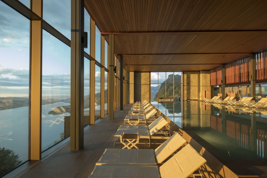 Burgenstock Hotel & Alpine Spa 58/90