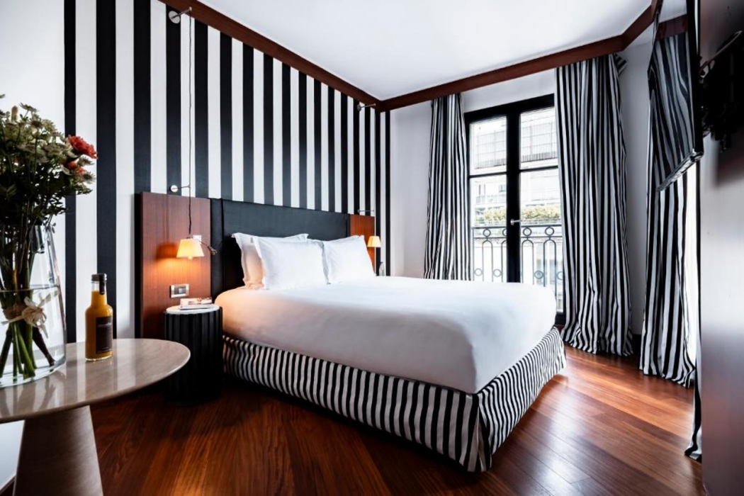Grand Hotel Champs Elysees 32/61