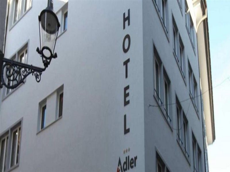 Aparthotel Adler 5/10