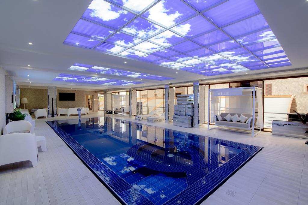 Wells Carlton Hotel and Apartment Abuja 14/57