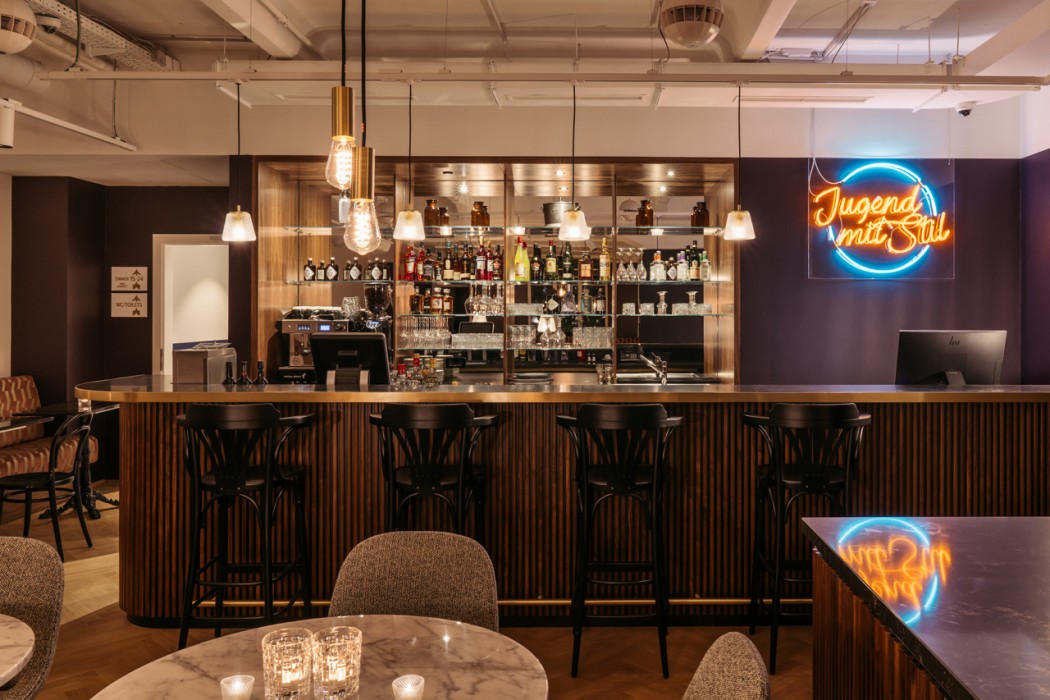 Hotel Schani Salon 19/48