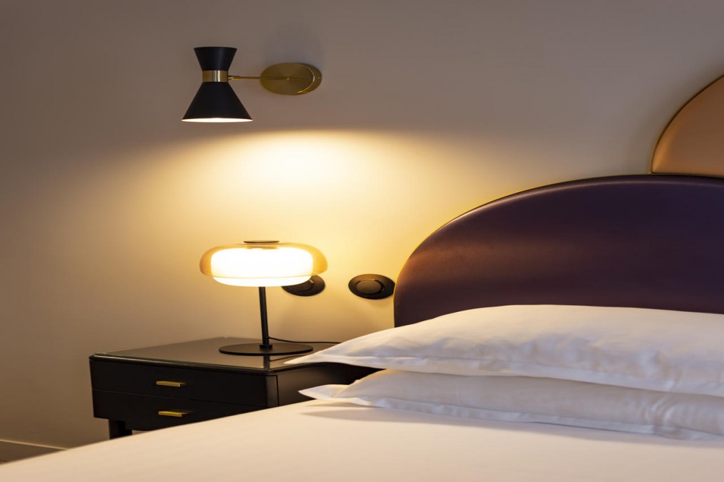 Hotel Mondial 28/100