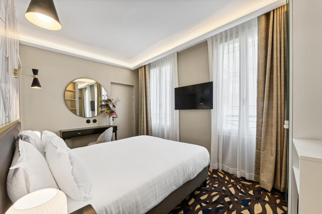 Hotel Mondial 20/100