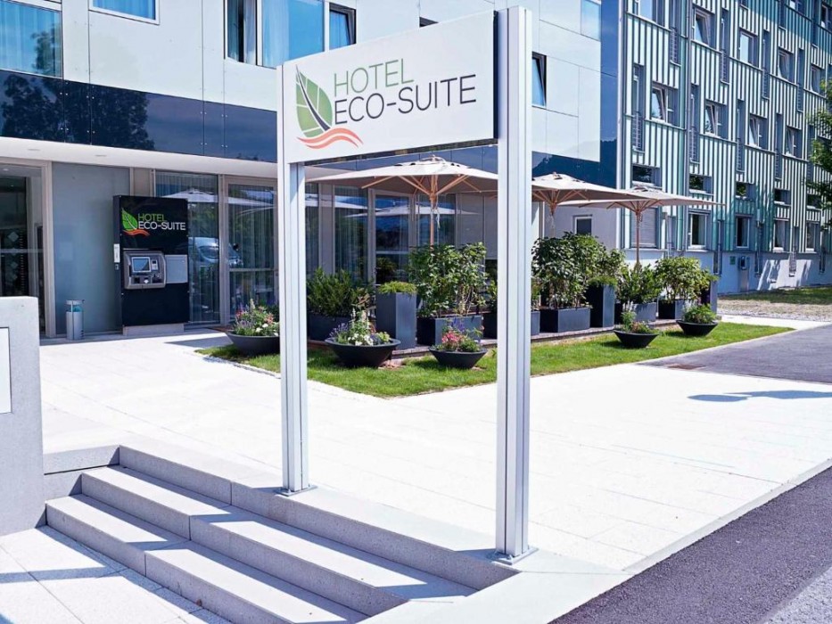 Eco-Suite Hotel 2/34