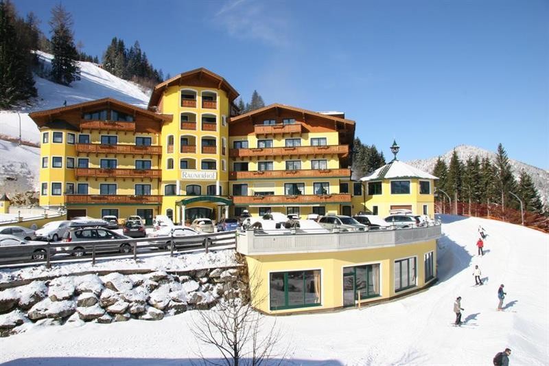 Hotel Gut Raunerhof 12/21
