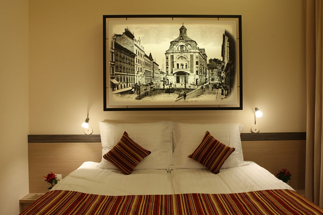 Lion Premium Hotel 27/85