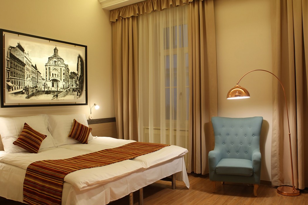 Lion Premium Hotel 39/85